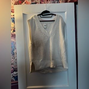 Abercrombie sweater vest